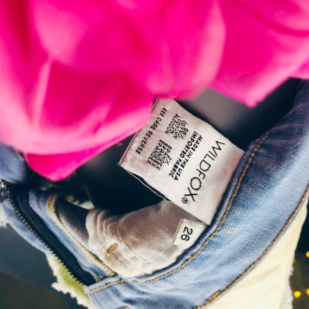 🦊 Wildfox 💦 Tie Dye Distressed Shorts 26 ☀️ - Picture 6 of 8